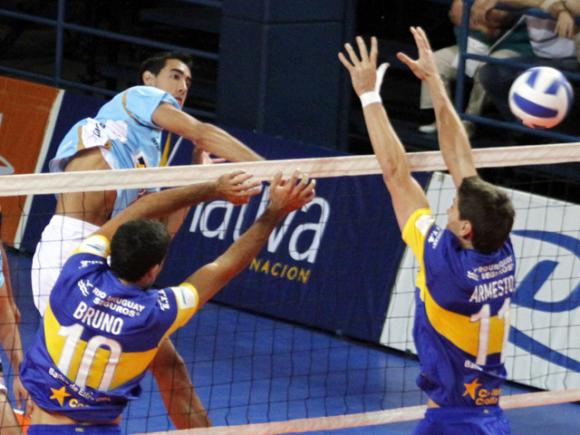 Drean Bolívar venció 3 a 1 a Boca Río Uruguay Seguros y sigue como único puntero de la Liga