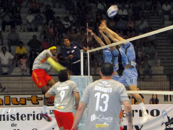 Sarmiento Santana Textiles obtuvo su primera victoria en la Liga visitando a Jujuy Voley