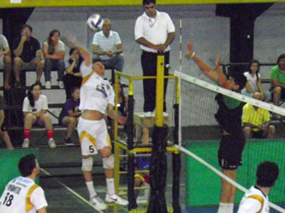 MSM Bella Vista venció como local a PSM Voley por 3 a 0 en el inicio de la Copa ACLAV