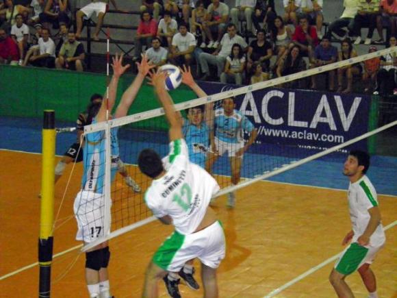 Triunfo en sets corridos de Drean Bolívar ante PSM Voley