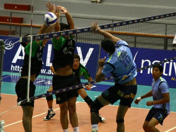 Jujuy Voley logró su primer triunfo en Copa ACLAV frente a PSM Voley