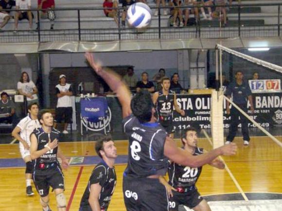 Ciclista sigue puntero y Obras alcanzó el segundo lugar en la Serie A2