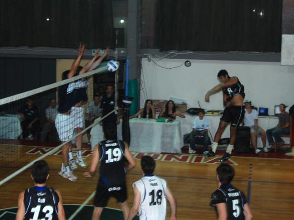 Pescadores bajó al líder y la Selección Menor obtuvo su primera victoria