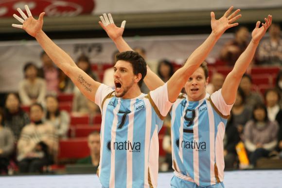 COPA DEL MUNDO 1° FECHA: ARGENTINA 3 SERBIA 0