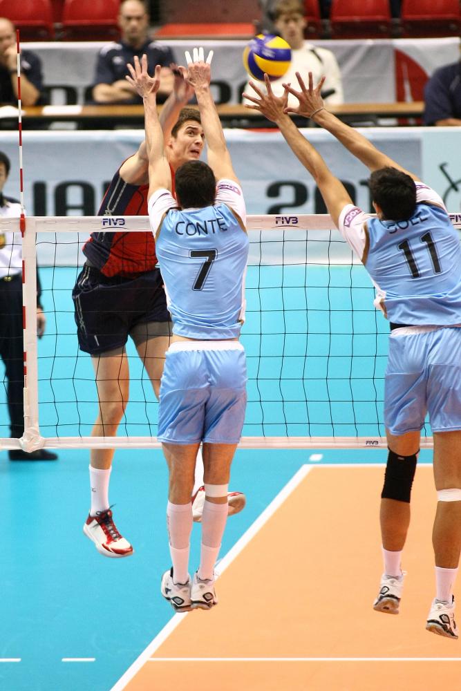 COPA DEL MUNDO 9° FECHA: ARGENTINA 2 - ESTADOS UNIDOS 3