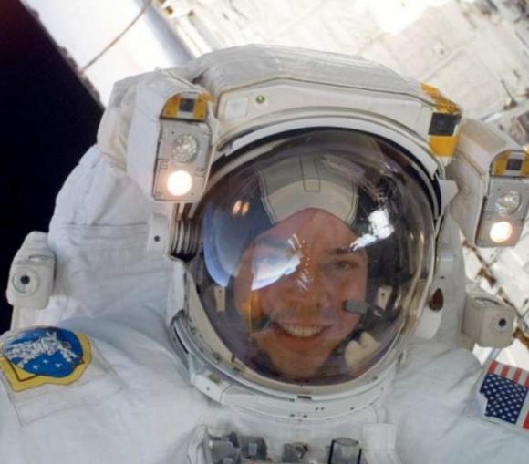 Los efectos de meses de ingravidez sobre el ojo humano y la agudeza visual