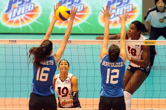 COPA DEL MUNDO: ARGENTINA 3 - DOMINICANA 1