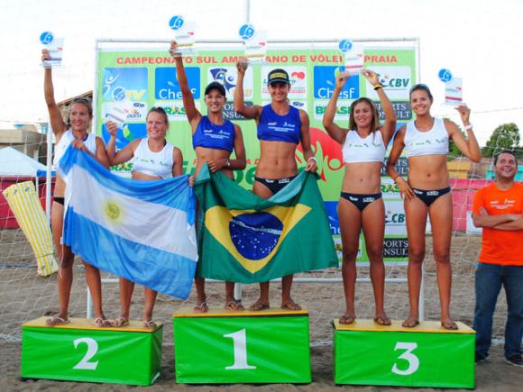 CIRCUITO SUDAMERICANO 2011/2012: ARGENTINA, PLATA EN FEMENINO EN BRASIL