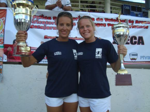 II JUEGOS SUDAMERICANOS DE PLAYA: GALLAY-ZONTA, MEDALLA DE PLATA