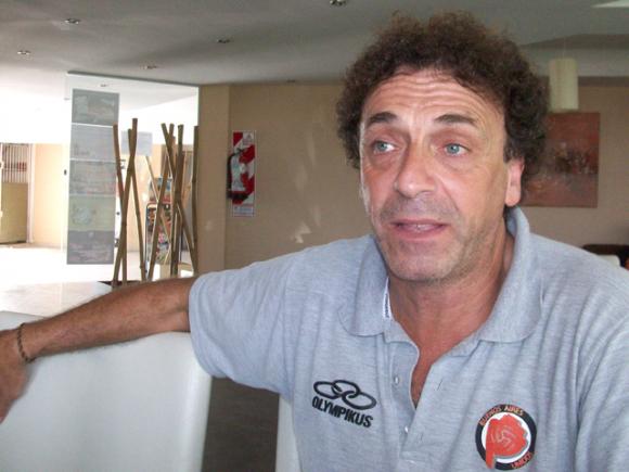 Kantor: ¨La integración con el medio local es vital¨