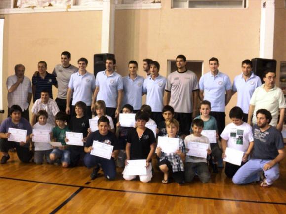 Drean Bolívar despidió el año con los más chicos