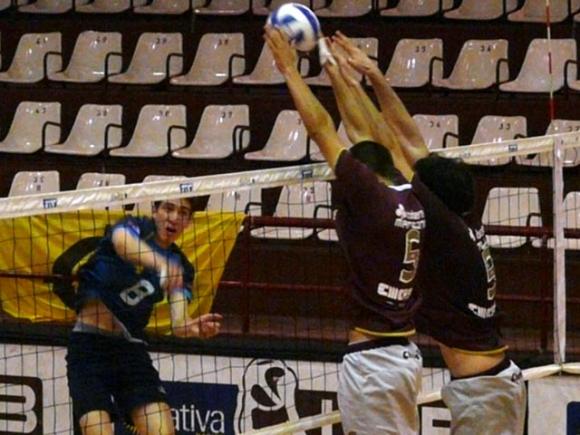 LIGA A2 11/12: LANÚS 3 - ARGENTINA 0